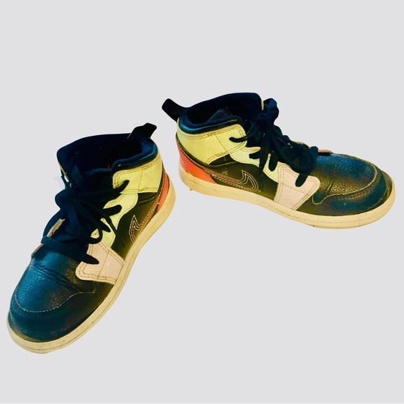 Nike Air Jordan 1 Mid SE PS Glow in the Dark AV5173-076 Toddler Size US 10 C - Picture 7 of 9